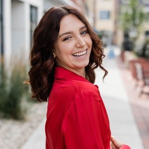 Meet your Posher, Abby